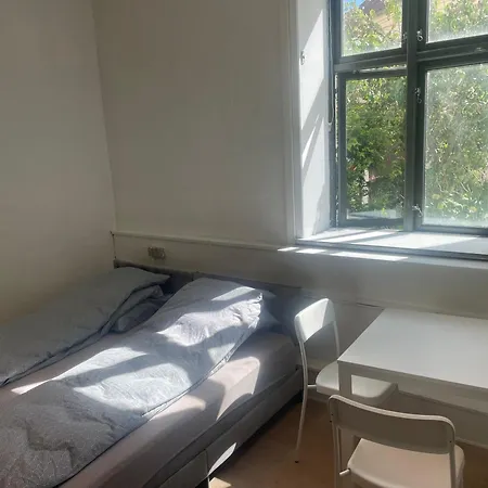 Center & With Free Parking Apartmanhotel